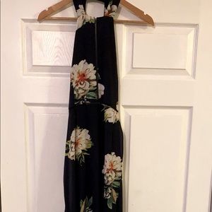 Floor length floral dress size small